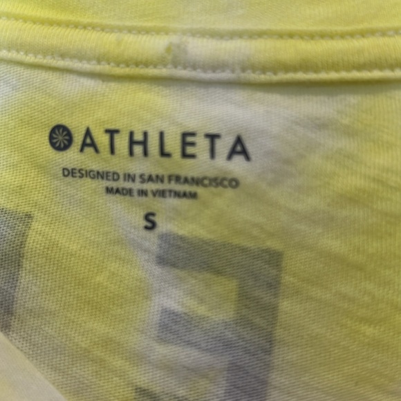 Athleta Yellow and White tie dyed tee size small. In great condition! - Picture 3 of 5